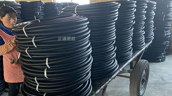 光面夾布膠管.png 光面夾布膠管.png