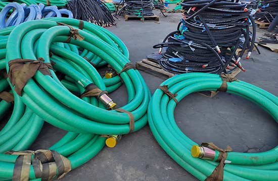 高壓鋼絲編織膠管.jpg 高壓鋼絲編織膠管.jpg